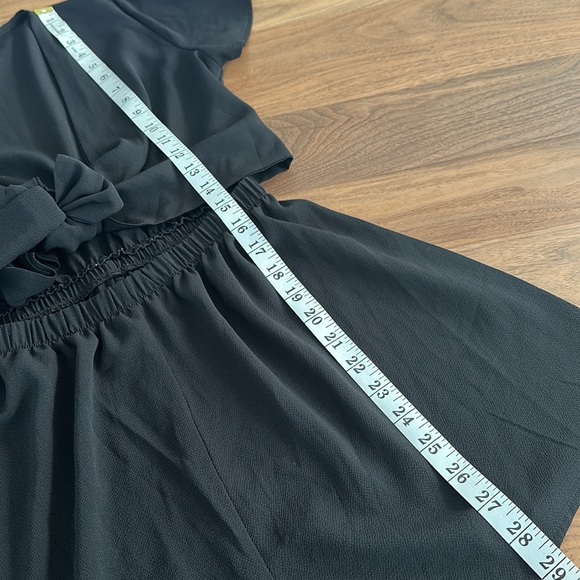 🌿🌿 Polly Romper with Front Tie - Picture 5 of 5